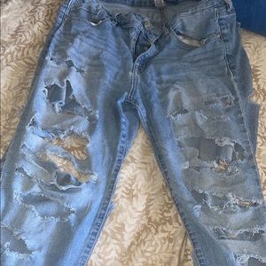 Size 8 Charolette Ruse Ripped Jeans